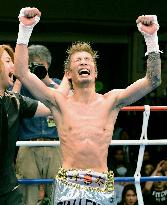 Sato wins WBC super flyweight title