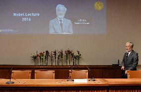 Nobel laureate Ohsumi wants young people to ask fundamental questions