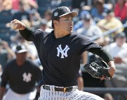 Yankees Tanaka marks 2 scoreless innings