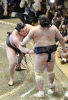 Sumo: Hakuho clinches record-extending 38th title
