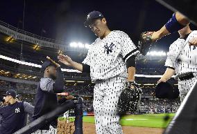 Baseball: Tanaka earns 12th win as Yankees beat Orioles