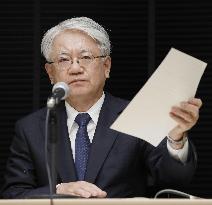 Kobe Steel CEO steps down over data fabrication scandal