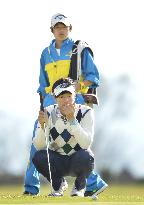 Ishikawa remains on top at Casio World Open