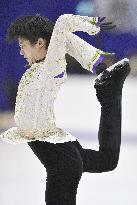 Imperfect Hanyu wins 4th straight nationals