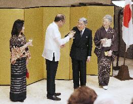 Japan's Emperor Akihito, Empress Michiko in Manila