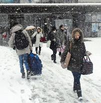 Heavy snow falls in northern Japan