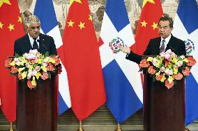 Dominican Republic establishes ties with China