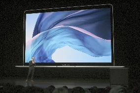 Apple unveils new MacBook Air