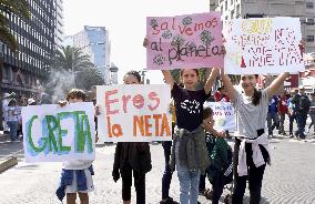 Young people participate in global climate strike