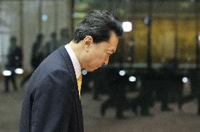 Hatoyama annoyed by U.S. base problem