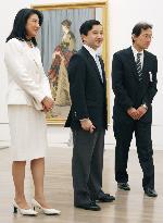Crown prince and princess visit Claude Monet exhibition