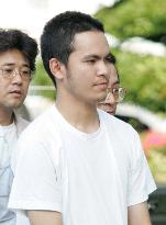 (1)2 Japanese-Brazilian brothers arrested for robbing gun