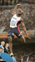 (1)Phillips wins gold in men's long jump in Olympics