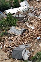 Typhoon causes havoc in Japan
