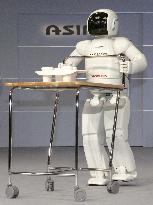 New Honda humanoid robot Asimo can move at 6 kph, move in zigzag