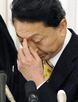 Hatoyama to remain in office despite indictment of ex-aides