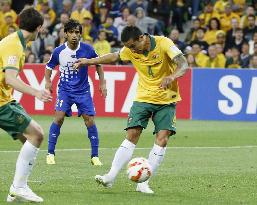Aussie MF Cahill fires equalizer in Asian Cup opener