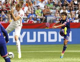 Japan open scoring vs. Netherlands in World Cup round of 16