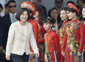 Tsai Ing-wen sworn in as Taiwan's 1st female president