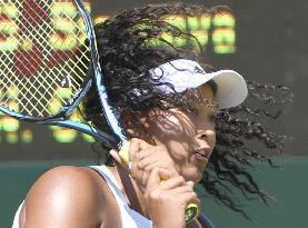 Tennis: Japan's Osaka through to Wimbledon 3rd round