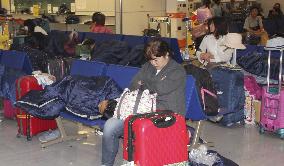 Narita airport chaos after Typhoon Faxai