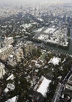 Season's first snow accumulation observed in downtown Tokyo
