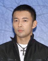 Actor Yamamoto to enter company