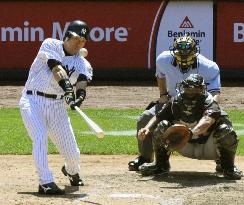 Yankees Matsui shines in victory over Blue Jays