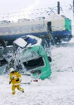 Death toll in Yamagata derailment reaches 4