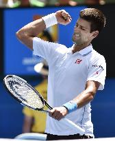 Djokovic beats Kuznetsov at Australian Open tennis