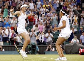 Hingis, Mirza claim women's doubles crown at Wimbledon