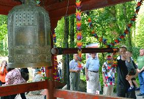 A-bomb ceremony held at Berlin park