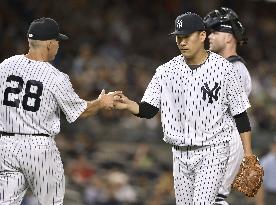 Tanaka takes 6th loss of season as Yankees fall to Indians