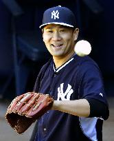 Yankees' Tanaka and wife expecting 1st child