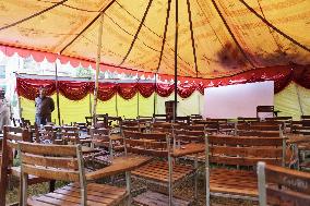 Makeshift classroom in quake-hit Pakistani college