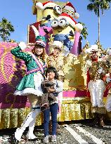 USJ starts pre-Christmas event with parade, world-record tree