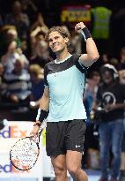 Nadal defeats Murray for 2nd win at Tour Finals