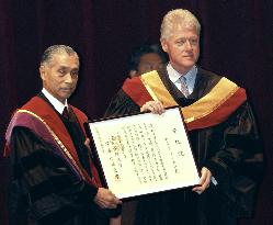 Clinton receives honorary doctorate