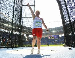 Poland's Wlodarczyk sets world record in women's hammer throw