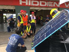 Solar cars begin 3,000-km journey through Australia