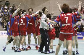 S. Korea beats Japan 28-25 in men's handball replay