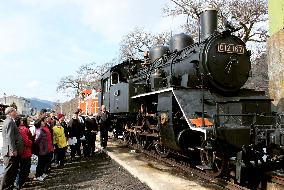 Steam locomotive to be run on April 11 in western Japan