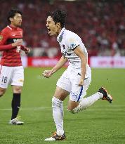 Kashima beat Urawa to win 8th J-League crown