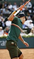 Tennis: Nishikori loses to Murray in French Open q'finals