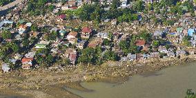 Residential area hit by flash flooding in Philippines