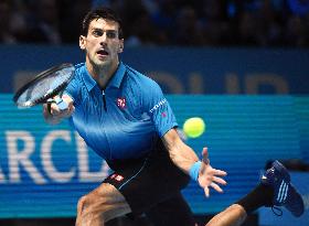 Federer beats Djokovic in ATP world tour finals