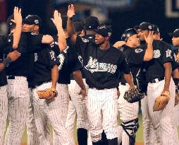 Florida Marlins 1 win away from World Series title
