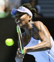 Tennis: V. Williams advances into Australian Open semifinals