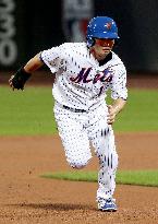 Baseball: Mets' Aoki against Phillies