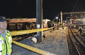 Train derailment in northeastern Taiwan
